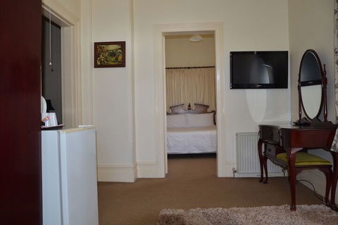 Leura House - C Tourism 1