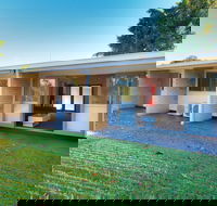 Brook Hotel - C Tourism
