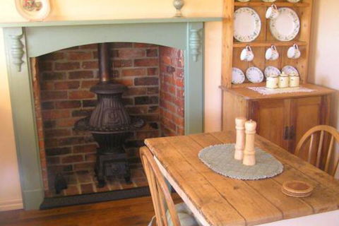 Valleyfield Cottage - C Tourism 1