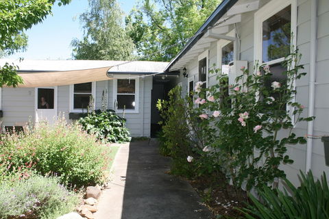 Elm Lodge - C Tourism 2