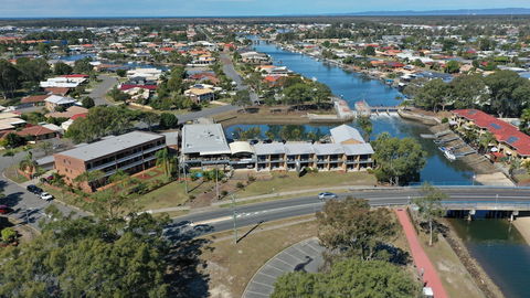 Bribie Waterways Motel - C Tourism 4