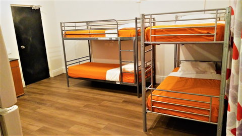 Asylum Sydney Backpackers Hostel - C Tourism 4