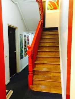 Asylum Sydney Backpackers Hostel - C Tourism 0