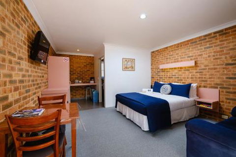 Lydoun Motel - C Tourism 0