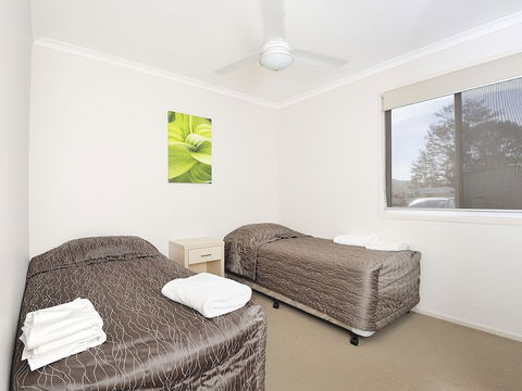 NRMA Lake Somerset Holiday Park - C Tourism 2