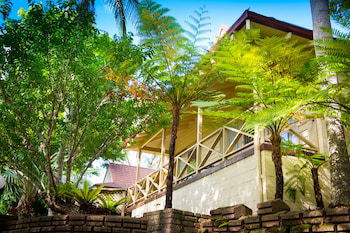 Pacific Palms Resort - C Tourism 0