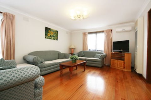 40 Thames Holiday Unit - C Tourism 0