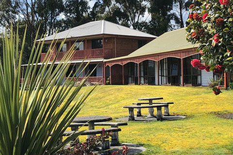 GG Gateway To The Gordon - C Tourism 2