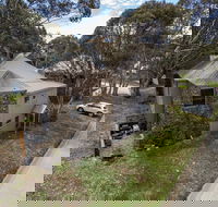 Currawong Lodge - C Tourism