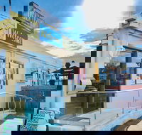 Shamrock Hotel Motel - C Tourism