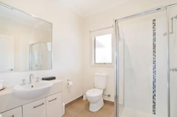 Werribee Short Stay Villas & Accommodation - C Tourism 2