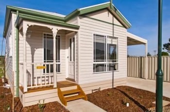 Werribee Short Stay Villas & Accommodation - C Tourism 6