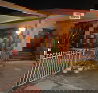 A Railway Lodge - C Tourism