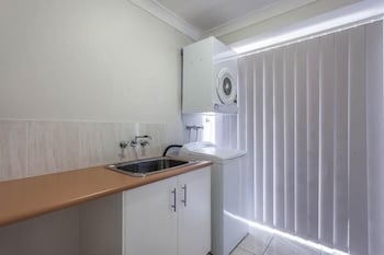 Annand Mews Serviced Apartments - C Tourism 3