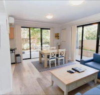 Bondi Beach Garden Apartment - C Tourism