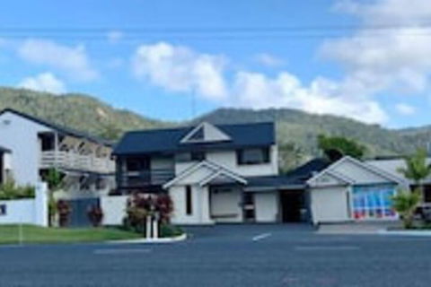 Cannonvale Reef Gateway Hotel - C Tourism 0