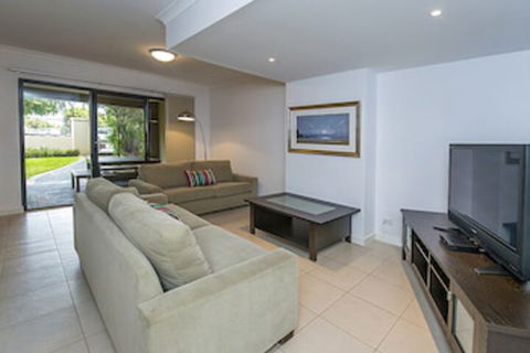 Yallingup Beach Resort - C Tourism 6
