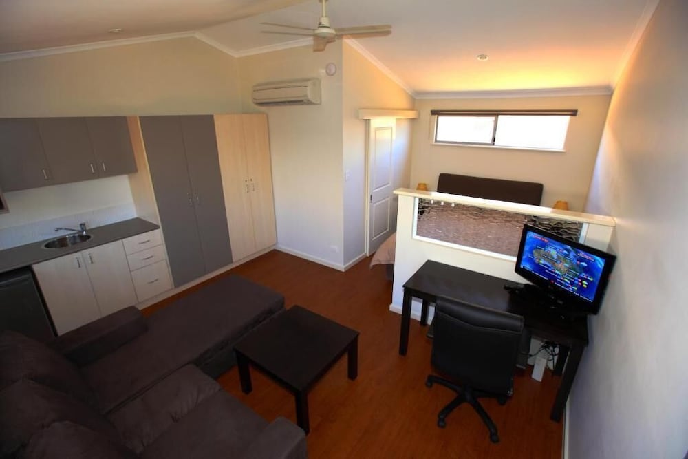 Baynton WA C Tourism