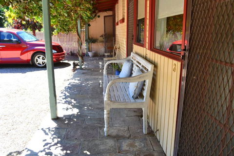 Colonial Motel - C Tourism 5