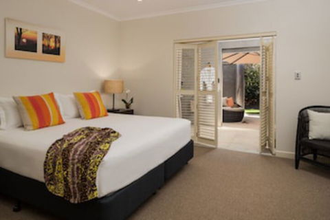 Crystalbrook Lodge - C Tourism 0