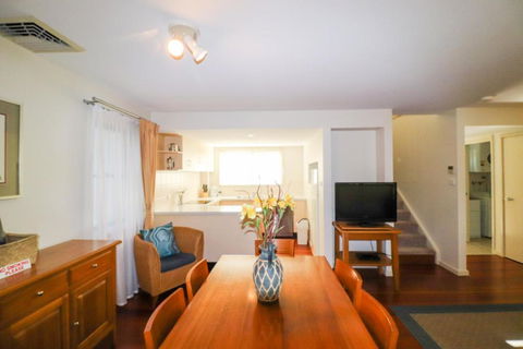 Dollarbird Treetops Townhouse - C Tourism 2