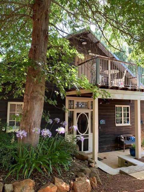 Oak Tree Barn Bridgetown - C Tourism 6