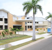 1770 Lagoons Central Apartment Resort - C Tourism