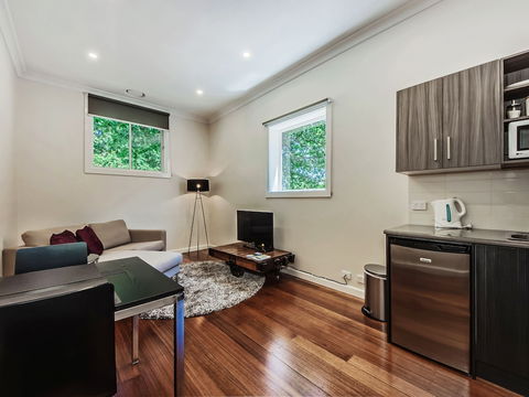 Tuck Inn Yarra Valley - C Tourism 1