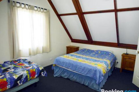 Wyndham Lodge - C Tourism 7