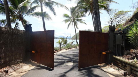 Trinity Beach Palace - C Tourism 2