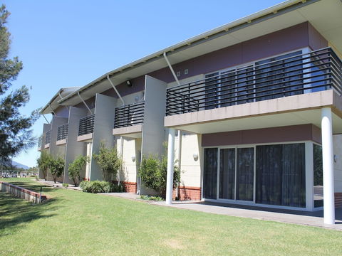 Springs  Shoalhaven - C Tourism 1