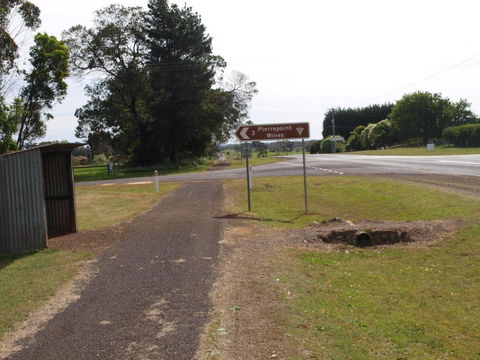 Pierrepoint Accommodation - C Tourism 2