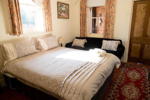 Pierrepoint Accommodation - C Tourism 5