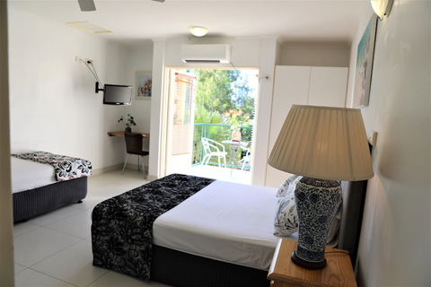 Peninsula Apartments Darwin - C Tourism 6