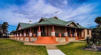 Kangaroo Island Seaview Motel - C Tourism 0