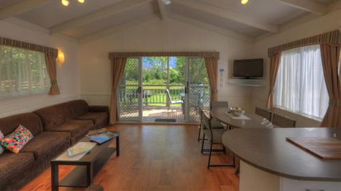 Big4 Porepunkah Holiday Park - C Tourism 5