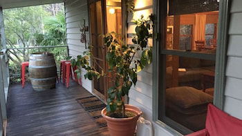 Mystic View Cottage Wandiligong - C Tourism 6