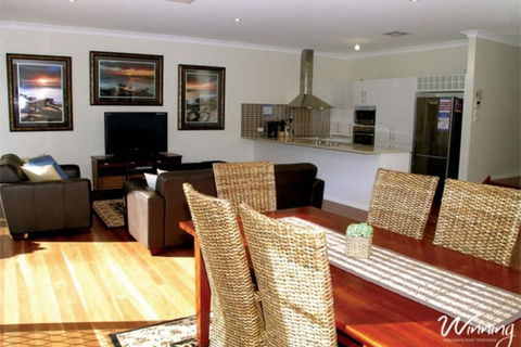 Two Beaches, 74B Blanch Street - C Tourism 6