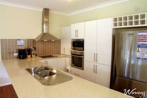 Two Beaches, 74B Blanch Street - C Tourism 4