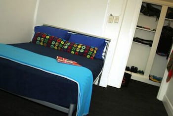 Zing Backpackers - C Tourism 4