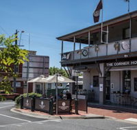 Corner Hotel Alexandra - C Tourism