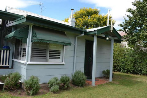 Pitstop Lodge Guesthouse B & B - C Tourism 4