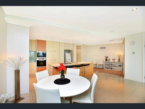 Gallery Resort Apartments - C Tourism 6