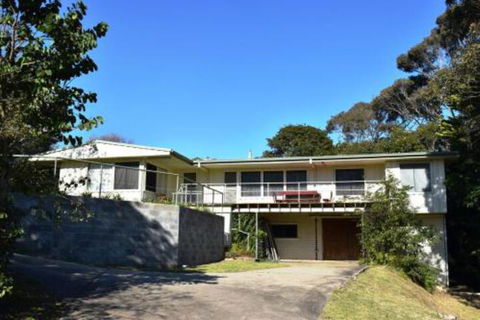 14 Bay Street - C Tourism 1