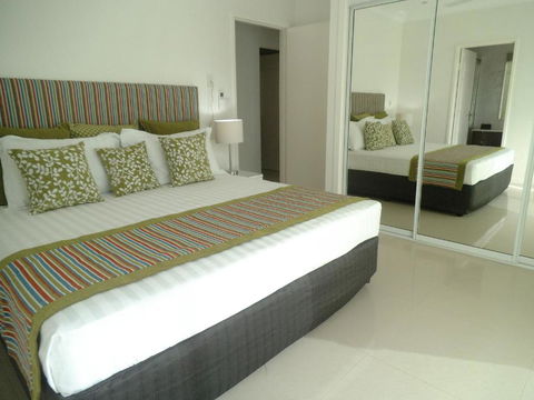 Island Villas & Apartments - C Tourism 2