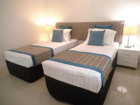 Island Villas & Apartments - C Tourism 5