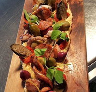 NINE 50 Restaurant  Bar