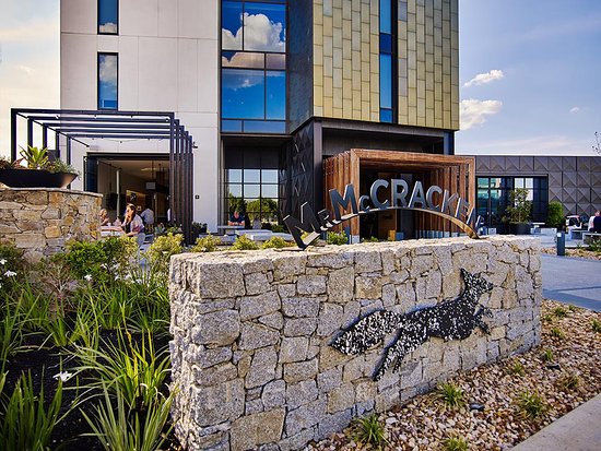 Essendon Fields VIC C Tourism