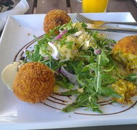 The Moo Winebar - C Tourism