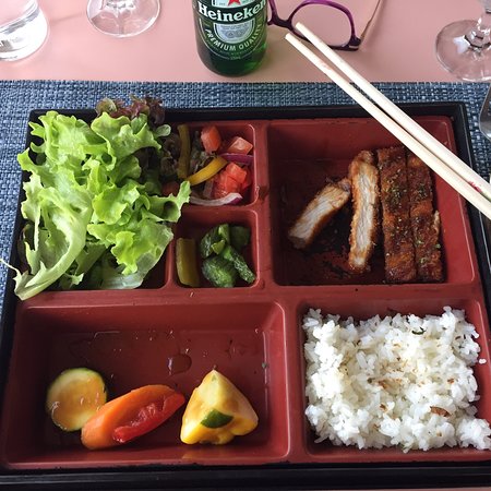 Mountain Creek Bar & Restaurant - C Tourism 0